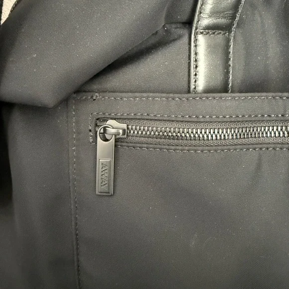 Away The Everywhere Bag Black Nylon Leather Trim Travel Duffel Laptop Commuter - Picture 5 of 12